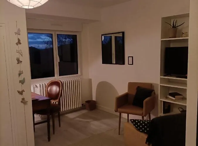 Du Bois Chasson Villa *